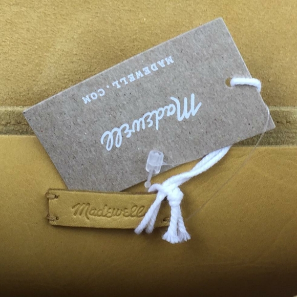 Madewell Abroad Leather Shoulder Bag - Picture 13 of 15